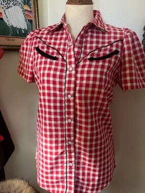 Howdy Hanny Classic Red Gingham Western Shirt - Short Sleeve with Western Detail